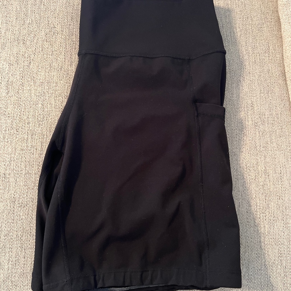 Constantly Varied Gear (CVG) Size Large 7 Inch Shorts - Black